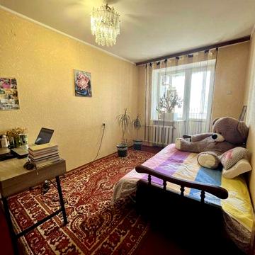 Продам гарну 2-х кімнатну квартиру по вул. Смілянська!