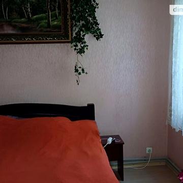 Продаж 3к Дім Жовтнева вулиця