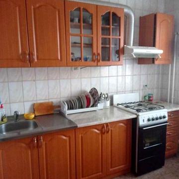 (7) Продаж двокімнатної квартири на Словянці (5813)