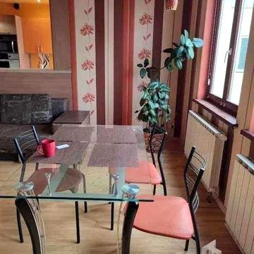 Простора 2к. квартира 75 м² вул. Макіївська Пріорка Оболонський р-н