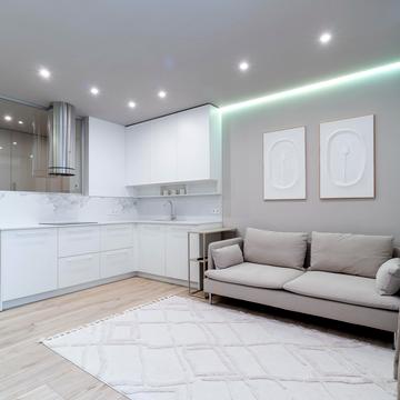 Генерала Грекова вул., 4