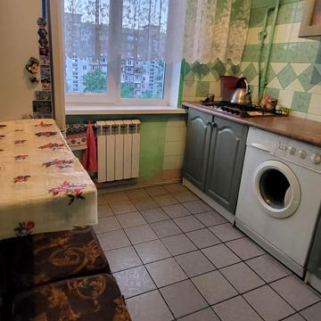 Зої Гайдай вул., 7Б