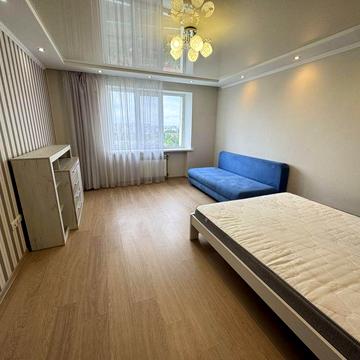 Здаємо 1 кімнатну квартиру по  Вул Замостянська 18