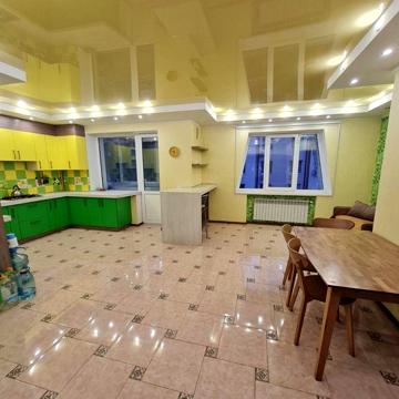 Здам 3 к поруч центрального парку