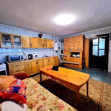 (8) Продається будинок з ділянкою в с. Гавришівка 9890