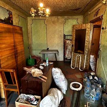 Продам 1-к квартиру 12 квартал без ремонту