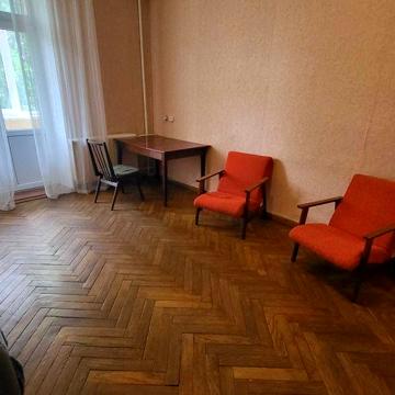 Оренда 2во кімнатної квартиро по вул.Полуботка, 24