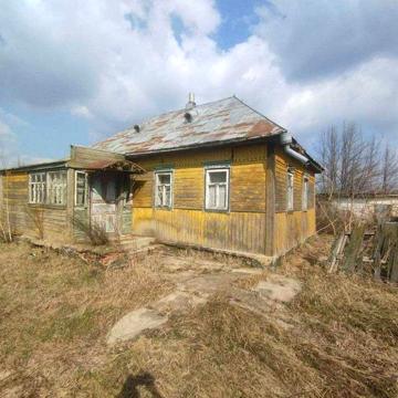 Будинок у селі Андріївка Ічнянського району Чернігівської області.