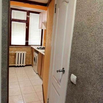 Бюджетна квартира -студія на Степана Руданського вул., 1-б