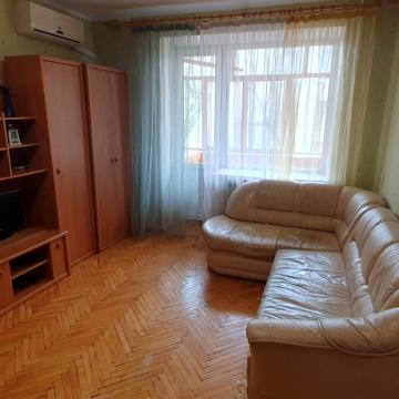 Мирослава Поповича вул. (Семашка), 21