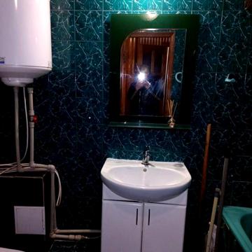 Сдам 2 ком квартиру на Космосе ул. Романтична