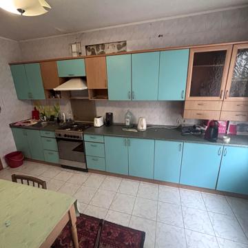 Миколи Бажана просп., 36