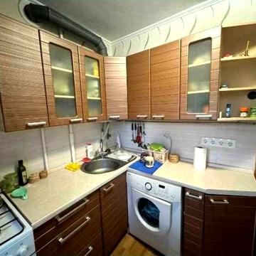 Срочно продам 2х комн кв Олимпийская за АТБ 1/9 с ремонтом