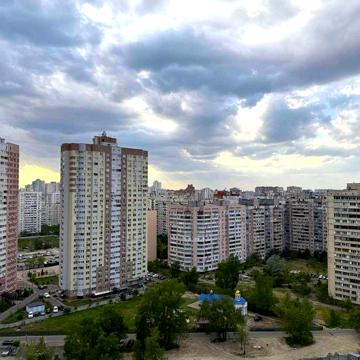 Видова 1- кімн квартира в ЖК Ревуцький. Площа 47 кв м. Без комісії. ЖК Ревуцький
