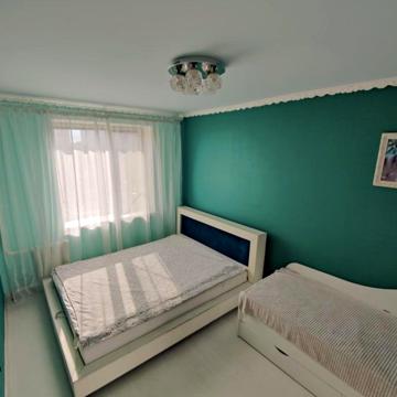 Валерія Лобановського просп. (Червонозоряний), 14
