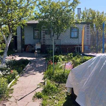 Продам жилой дом,дачу в Новапокровка 15 км от Харькова.Харьковская обл