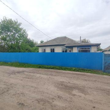 Будинок в смт.Березне