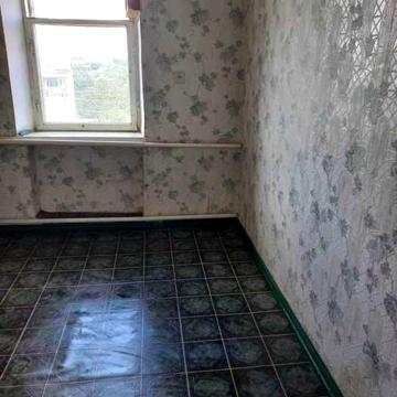 Трьохкімнатна квартира в центрі Градизька