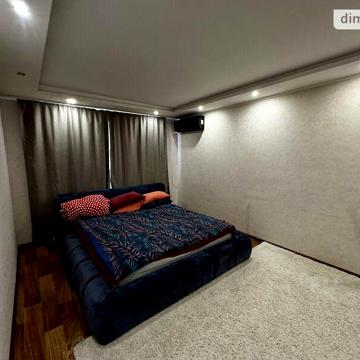 Продаж 3к Квартира Екіпажний провулок