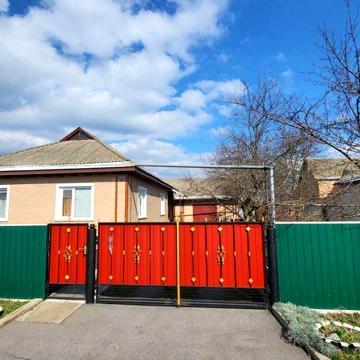 Продам будинок с.Чорнобай