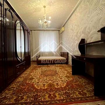 Оренда затишної двокімнатної квартири на КРЕСі по Січелавській.