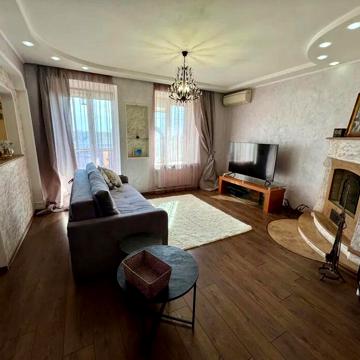 Соборності вул. (Жовтнева), 50