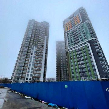 Затишна трикімнатна квартира 75м2 в новобудові Києва  біля метро. ЖК Абрикосовий