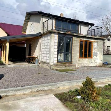 Продається дачний будинок в районі Жирівки!