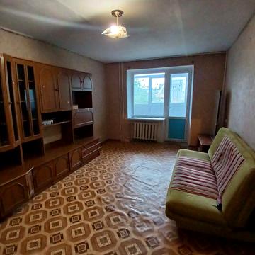 Продаю 1 кімнатну квартиру,Космонавтів,рн ринку стройматеріалів