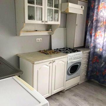 Оренда 1 км квартири в спальному районі міста