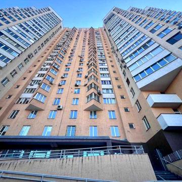 Продаж 3-х кімнатної квартіри. Вул. Саперно-Слобідська, 22