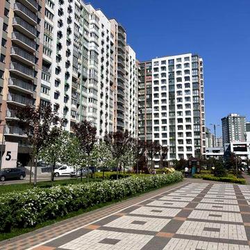 Однокімнатна квартира з частковим ремонтом. Київ ЖК Місто Квітів