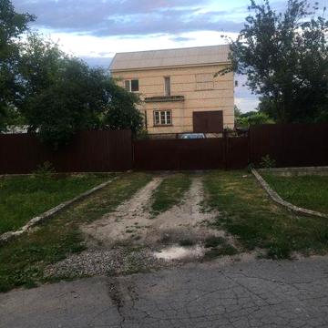 Продам 2 будинки