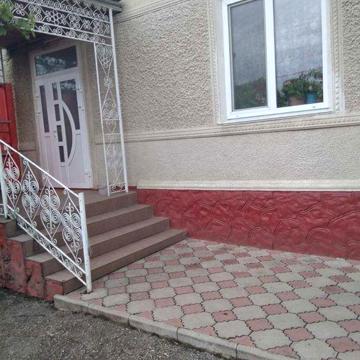 Приватний будинок