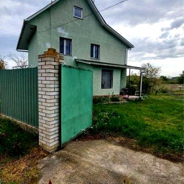 Комфортний будинок для життя та відпочинку біля Києва