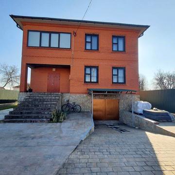 Продам Будинок з ремонтом,  та меблями,  вул. Старокняжицька