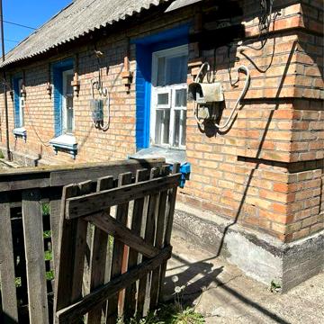 Продам пів будинку на ст. Балашівці