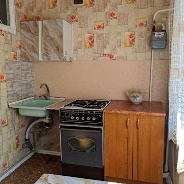 Довгострокова оренда 1к Квартира Закарпатського Легіону (Комарова) вулиця