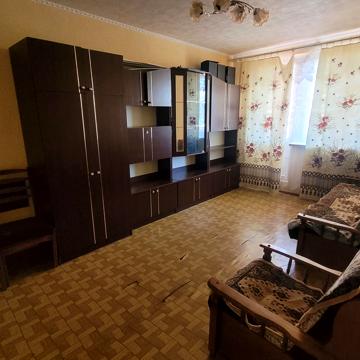 Сергія Тимошенка вул., 17