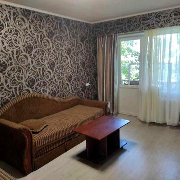 Продаж 3 к квартири 12 Квартал, вул. Гладкова 30