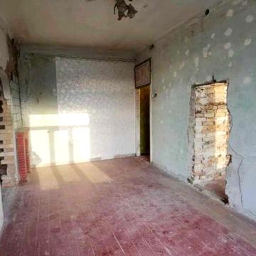Продам 2 кімнатну квартиру у Центрі