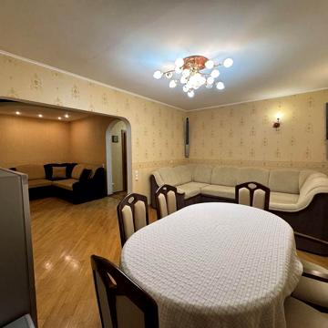 Продаж 4-х кімнтаної квартири, 107,3м² вул.Вишняківська 13Б + ГАРАЖ
