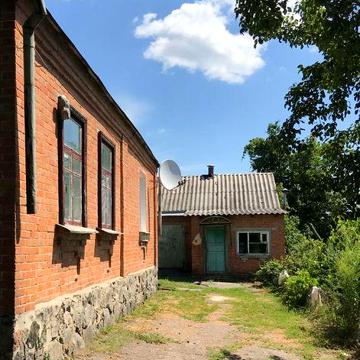 Цегляний будинок Тахтаулове ( Побиванка)