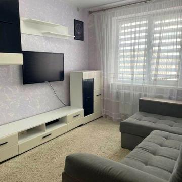 1 кім квартира з ремонтом, меблями та технікою