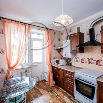 Боголюбова вул., 13