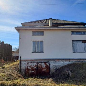 Продається будинок ( незавершене будівництво)