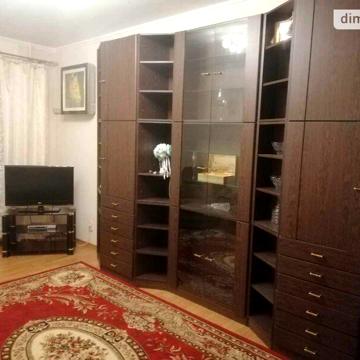 Довгострокова оренда 3к Квартира Сломчинського вулиця