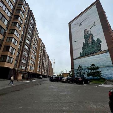 Академіка Сахарова вул., 5