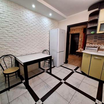 Вільна 1 к квартира Академічний