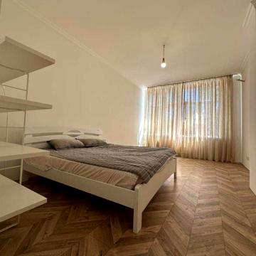 Академічна вул. (Піонерська), 20б